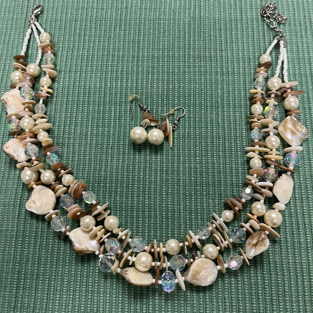 Premier Designs Pearl, Sea Shell, and Bead Necklace and Dangle Earring Set